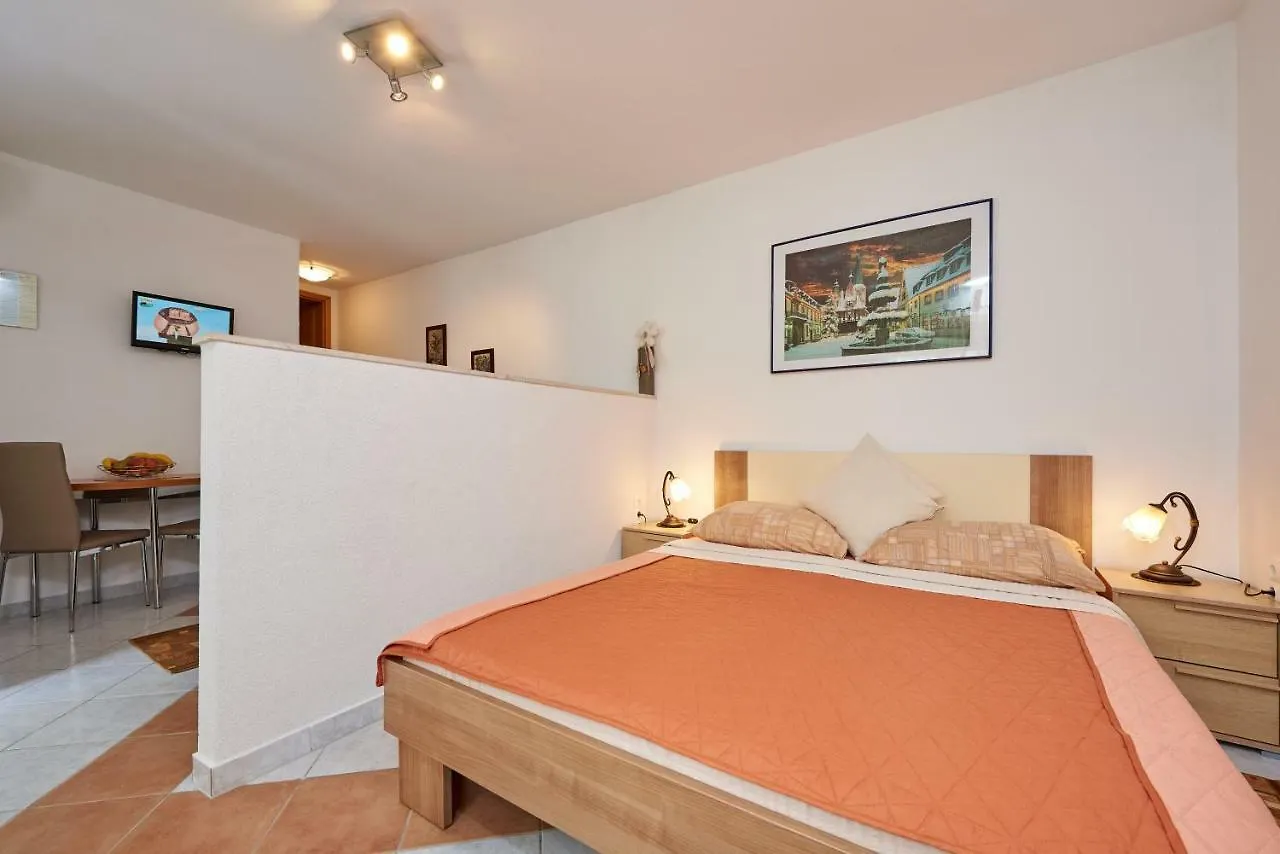 Apartments Gagula Trogir
